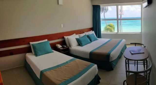 Трёхместный номер Standard с видом на море Hotel Portobelo beach