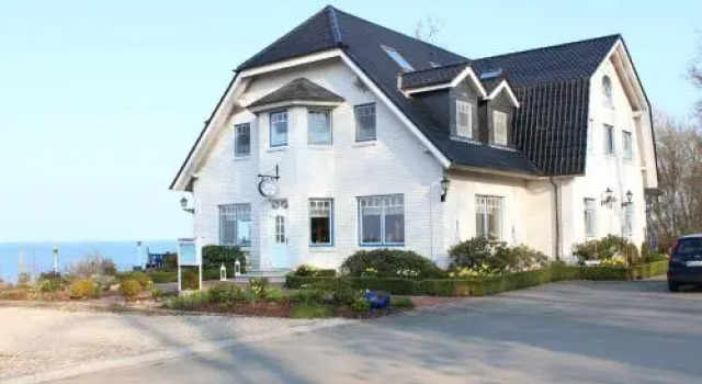 Waldpavillon, Book Hotel Katharinenhof Fehmarn