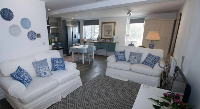 Lovely 2 Bed Apartment Pembroke Castle, Забронировать Апартаменты/квартира Пембрук Пембрукшир, рядом с Замок Пембрук