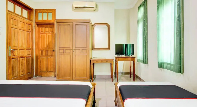 Люкс Hotel O Manahan Near Stadium Manahan Solo Formerly Atma Bhakti