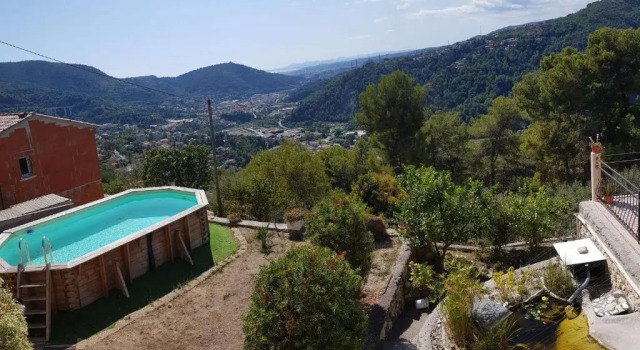 Шале c 1 комнатой Chalet Côte d'Azur Piscine Terrasse et Vue Mer