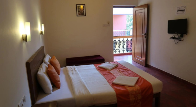OYO Rooms Near Calangute Beach, Забронировать Отель Калангут Северный Гоа, рядом с Пляж Калангут