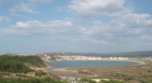Вилла Modern Villa in Sao Martinho do Porto With Swimming Pool