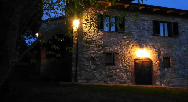 Agriturismo Calcinaia sul lago, Reserva ahora Hotel Sansepolcro Toscana