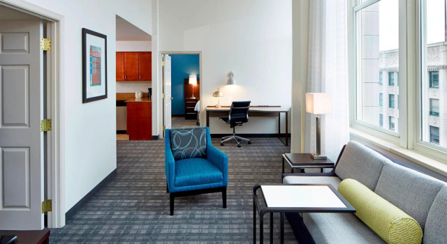 Люкс с 2 комнатами Residence Inn Milwaukee Downtown