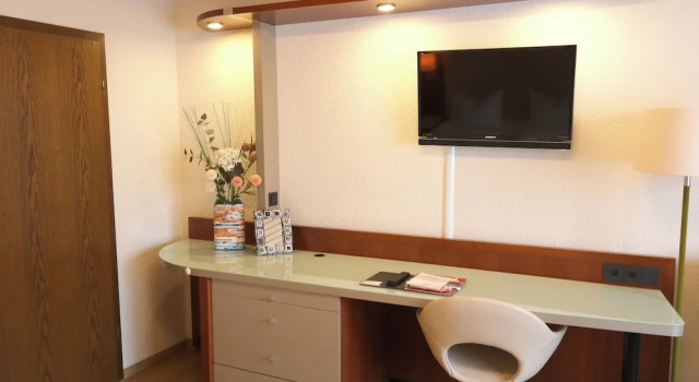 Трёхместный номер Classic Hotel Avenue Altenfurt