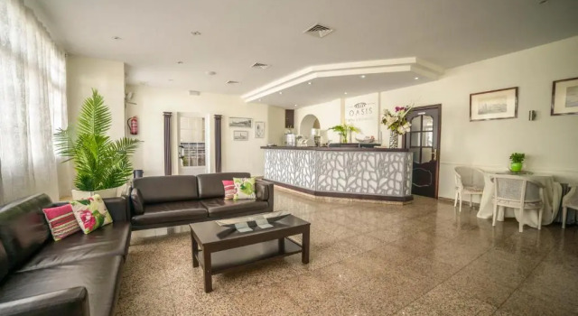 Hotel Oasis Familiar