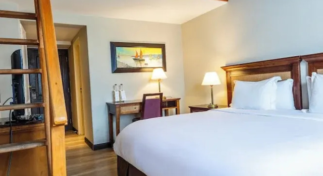 Семейный номер Standard с частичным видом Cacique Inacayal Lake Hotel & Spa