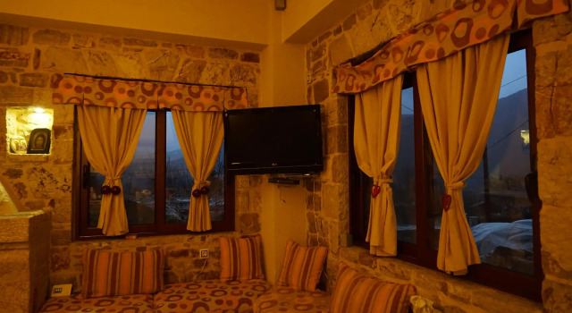 Studio Nick, Book Vacation Home Cottages in Achaia, Cottage