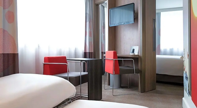 Люкс Novotel Lyon Centre-Confluence Bord de Saone
