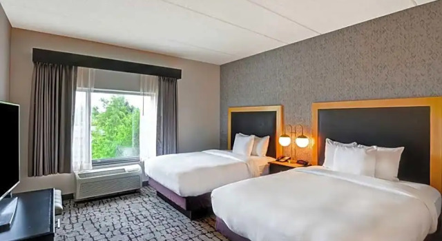 Люкс c 1 комнатой DoubleTree by Hilton Hotel Baton Rouge