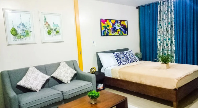Номер Standard Easyworld One Uptown Residence BGC