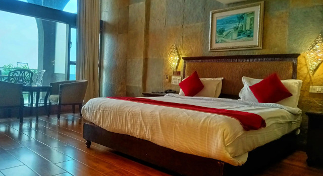 Номер Premium Цокольный этаж Ravine Hotel