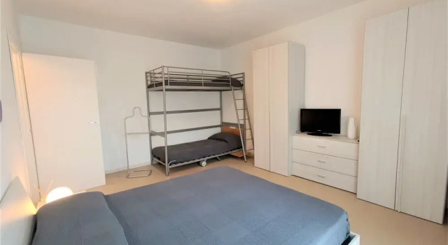 Апартаменты Winter Spring Summer Apartments