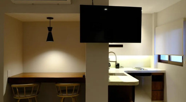 Полулюкс Hotel Eloisa