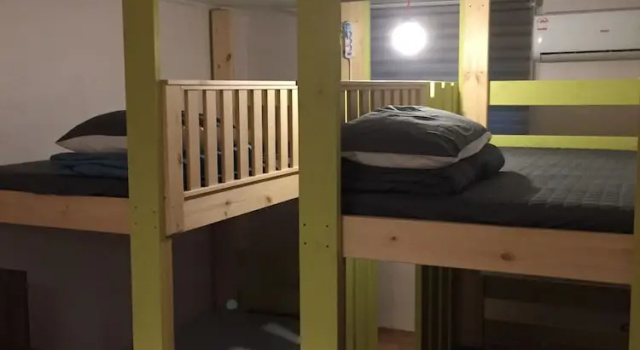 Кровать в общем номере (женский номер) The Guesthouse DMZ Stay