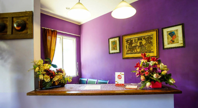 OYO 1573 Mahera Guest House, Prenota Affittacamere Hotel a Sulawesi con parcheggio, Parcheggio