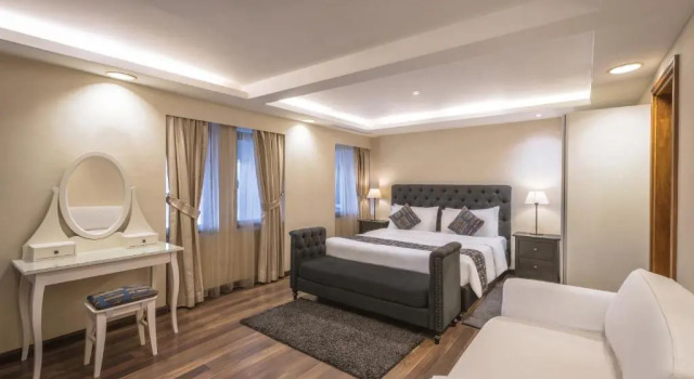 Suite Deluxe Oasis Hotel
