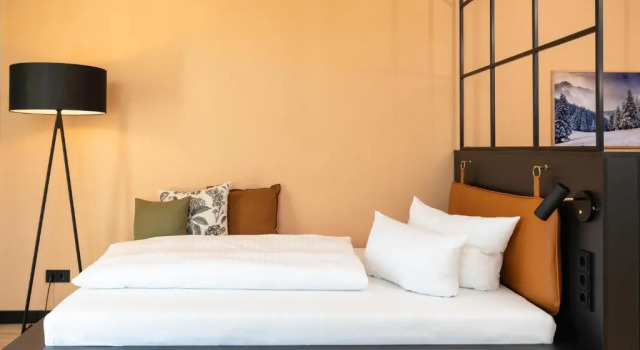 Black F Tower - Serviced Apartments, Забронировать Апартаменты/квартира Фрайбург-им-Брайсгау Breisgau, рядом с Университетская больница Фрайбурга