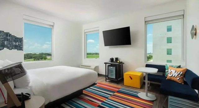 Номер Standard Aloft by Marriott DFW Airport North