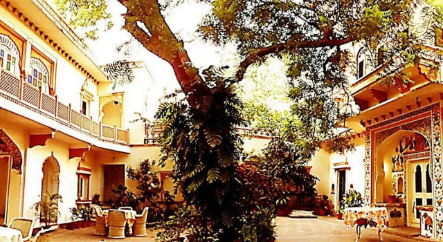 Palkiya Haveli - A Heritage Home, Забронировать Отель Отели штата Раджастхана с парковкой, Парковка