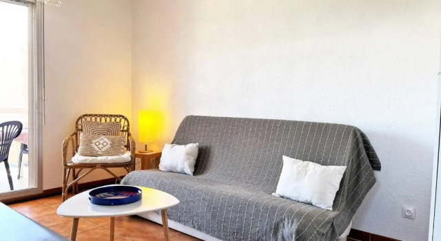 Appartement Le Lavandou, 1 pièce, 3 personnes - FR-1-251-420