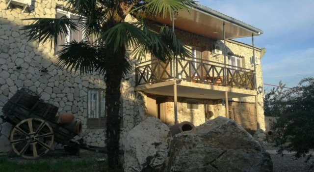 Garden Land Guesthouse