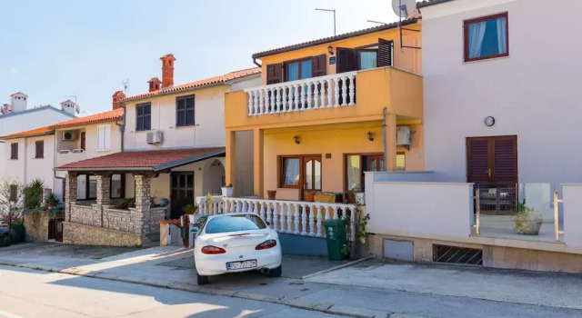 Nicole Pula in Pula With 1 Bedrooms and 1 5 Bathrooms