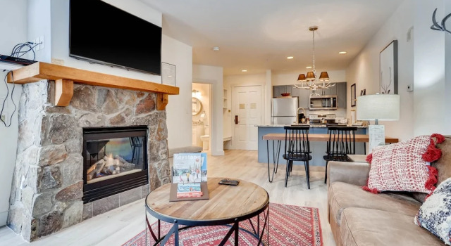 Full Renovated 1br -walk To Gondola & Kids Ski Free 1 Bedroom Condo by RedAwning