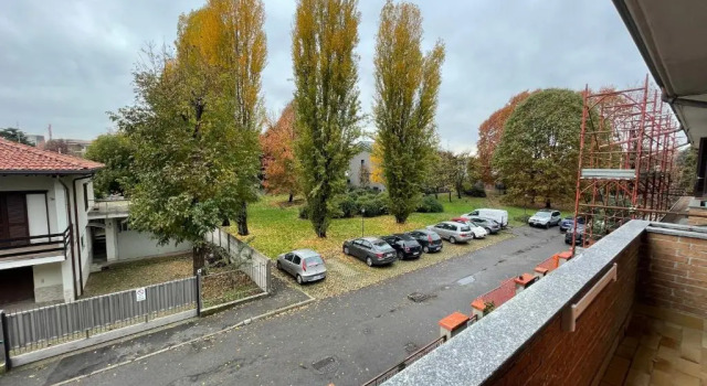 Appartamento Saronno - San Dalmazio - ABI, Забронировать Апартаменты/квартира Отели в центре Саронно, в центре, Парковка