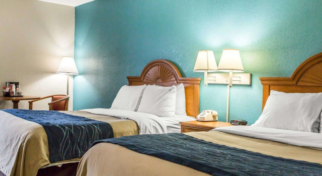 Четырёхместный номер Standard Quality Inn & Suites Circleville