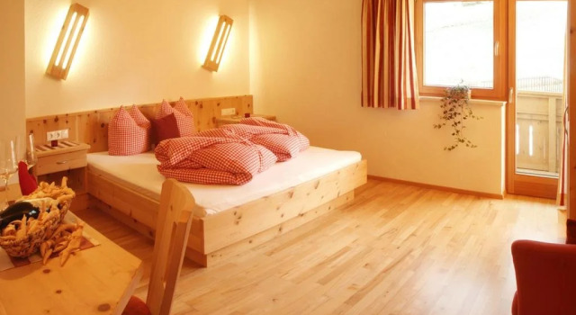 Kinderbauernhof Ierzerhof, Prenota Hotel Hotel 3 stelle a Pitztal, 3*