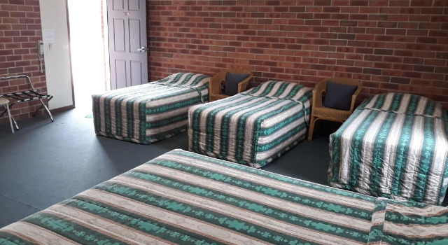 Denman Motor Inn, Забронировать Мини-отель Отели Hunter Valley с завтраком, Завтраки