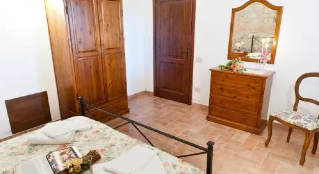Capracotta, Prenota Hotel Roccastrada 