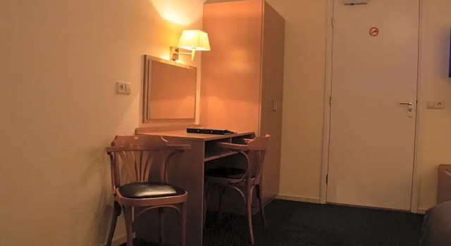 Hotel Restaurant 't Zwaantje, Reserva ahora Hotel Hoteles en Güeldres con aparcamiento, Aparcamiento