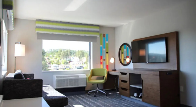 Двухместный люкс с видом на город Hampton Inn Lead