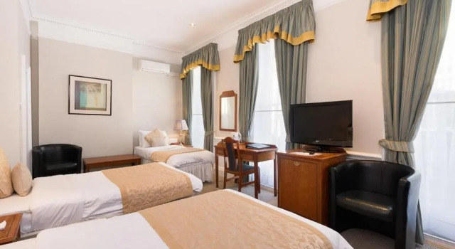 Трёхместный номер Standard Staunton Hotel - B&B