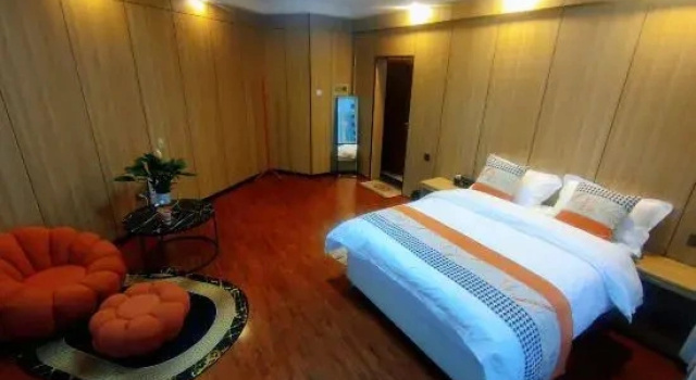 Семейный люкс Zhejiang Wushi Business Hotel