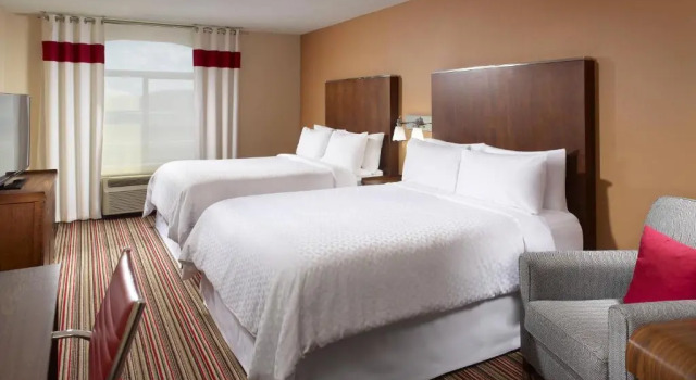 Четырёхместный номер Standard Four Points by Sheraton Nashville Airport