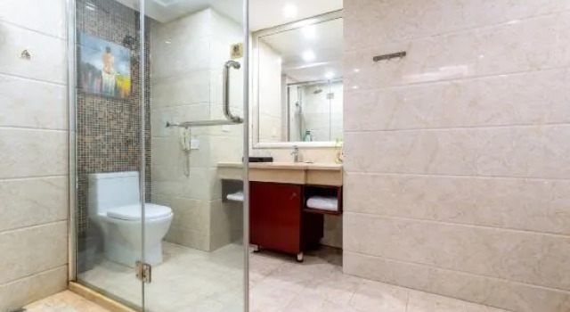 Люкс Deluxe Savile Hengsheng International Hotel
