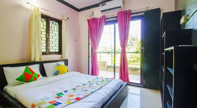 OYO 19579 Home Alluring 2BHK Candolim, Prenota Hotel Candolim 