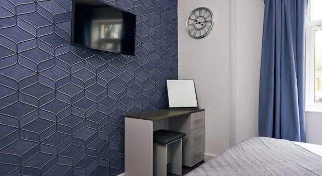 Apartment Sleeps 5 With Parking, Book Lejlighed Manchester Manchester og omegn