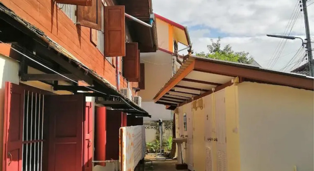 Lamchang Guesthouse, Забронировать Отель Си-Пхум Чиангмай
