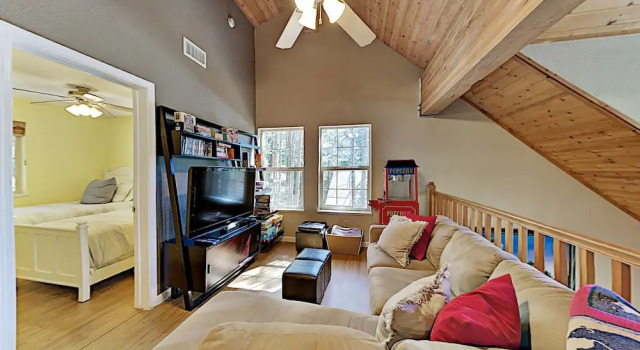 Tranquil Big Deck, Pool Table, Near Trails 3 Bedroom Home, Забронировать Дом для отпуска Траки Скво-Вэлли