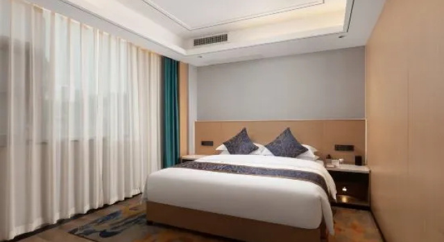 Люкс Business Jinlan'ou Hotel (Pingchang Chunguangyuan Commercial Pedestrian Street Branch)