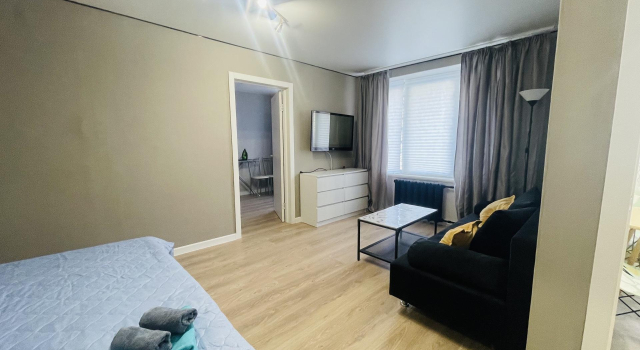Antika Apartments on Nakhimovsky Prospekt 61 k 4, Book Apartment Moscow Russia