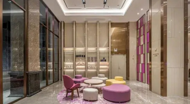 Lavande Hotel (Zhanjiang Donghai Island), Boek Hotel Hotels in Guangdong met parkeren, Parkeren
