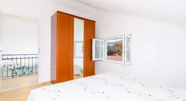 Apartments Nikola - Comfort One Bedroom Apartment With City View, Забронировать Апартаменты/квартира Дубровник Регион Дубровника, рядом с Частный пляж Hotel Vis