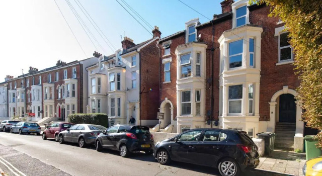 Elphinstone Apartment - Boutique 3 bed with Wi-Fi close to all amenities!, Varaa Huoneisto Asunnot kohteessa Merseyside, Huoneisto