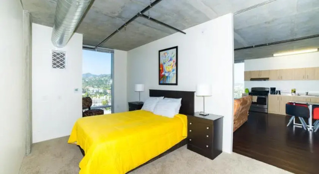 Hollywood DiCaprio Apartment